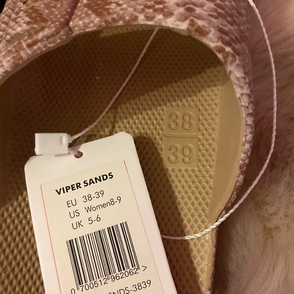 NWT Freedom Moses Viper Sands Slides sz 7/8 and 8/9 - Picture 14 of 14